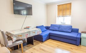 Evergreen Apartments, Flat 3, London